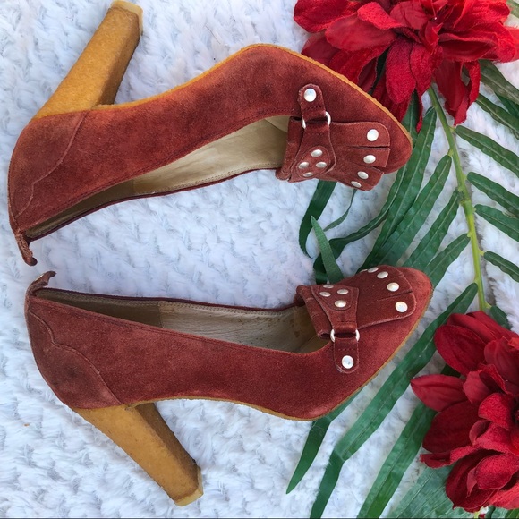 Michael Kors Shoes - MICHAEL Kors SIZE  6 1/2   Velvet